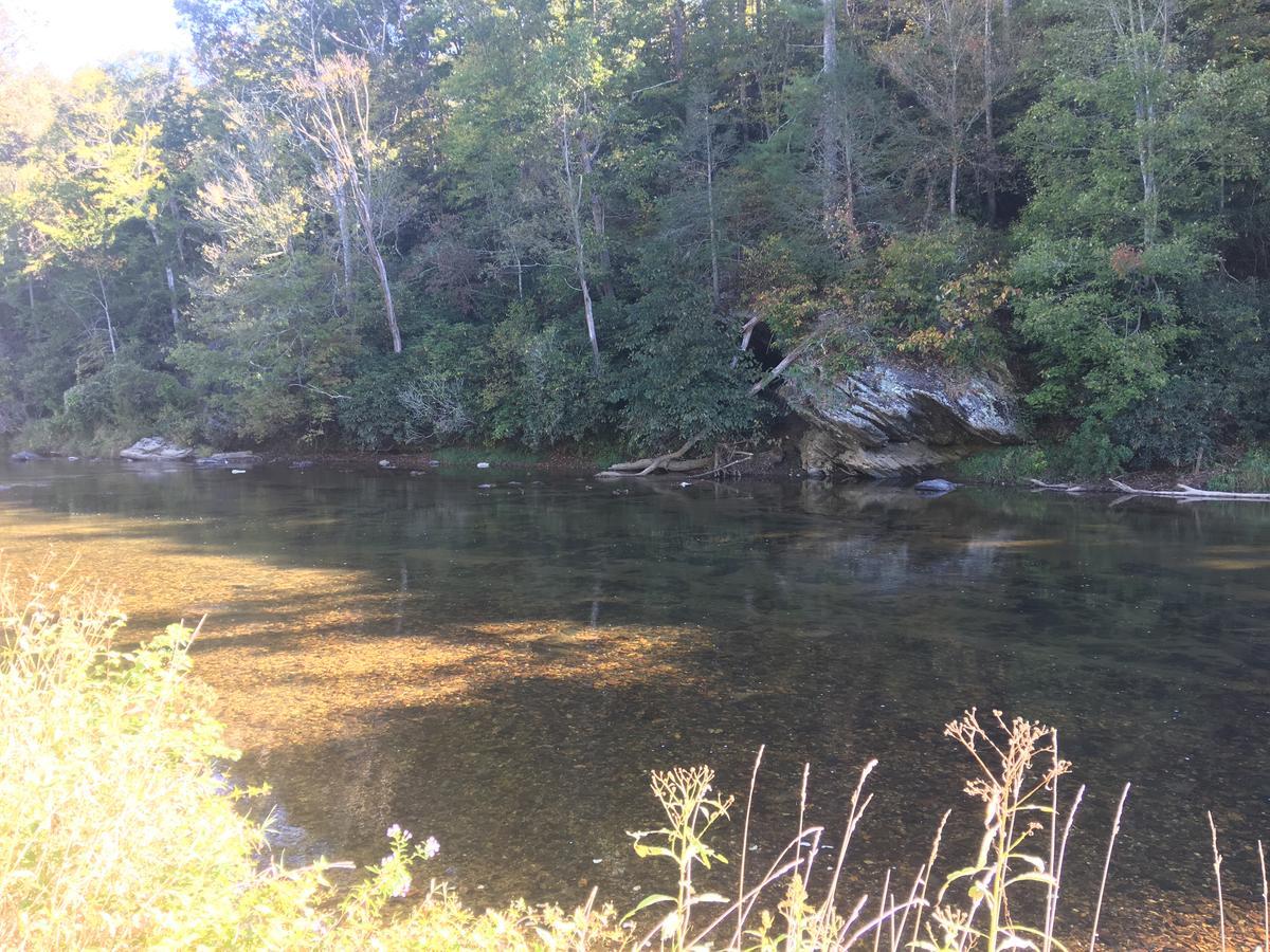 Bed & Breakfast River House 3*